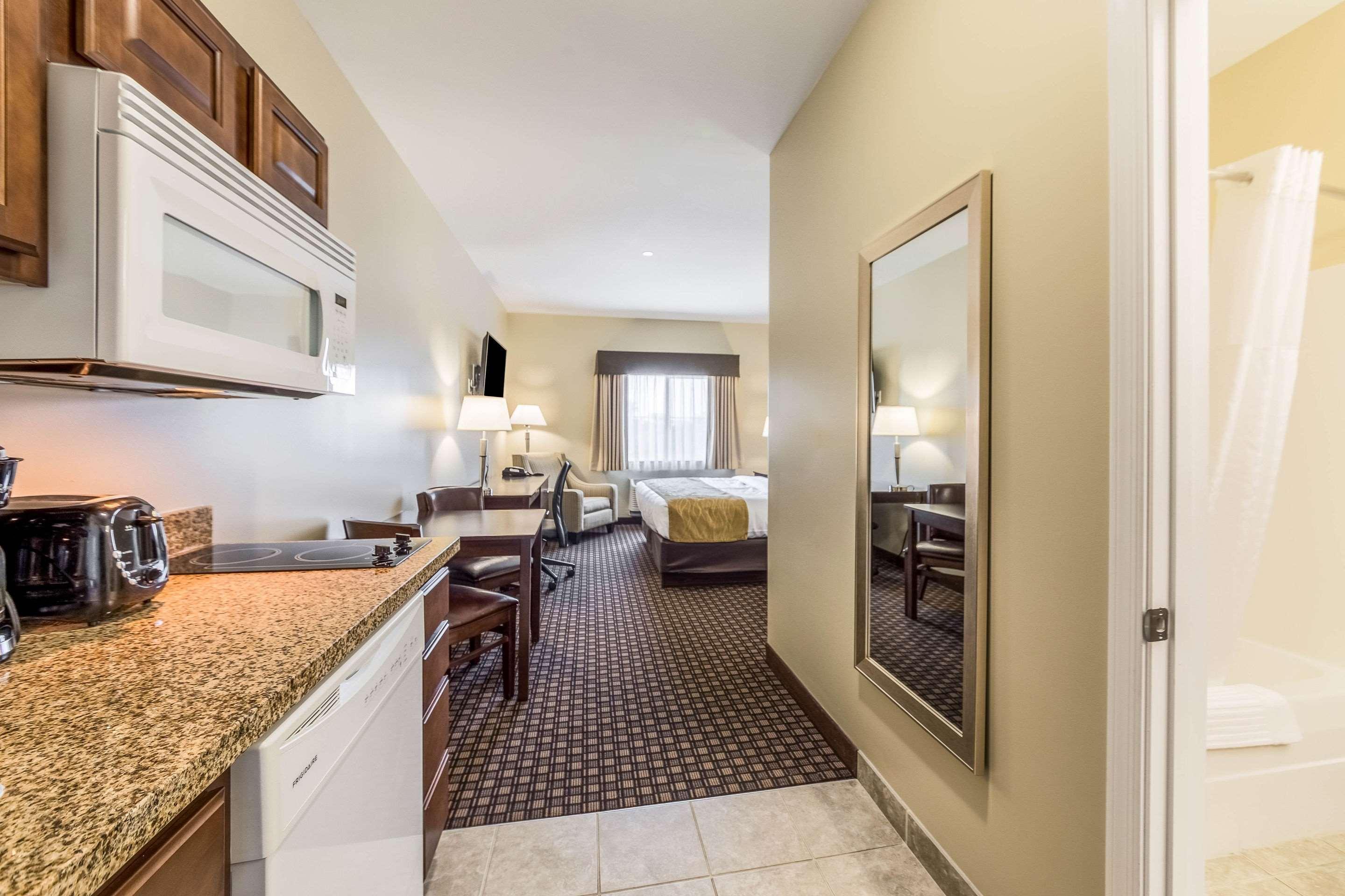 Comfort Inn & Suites Barnesville - Frackville Экстерьер фото