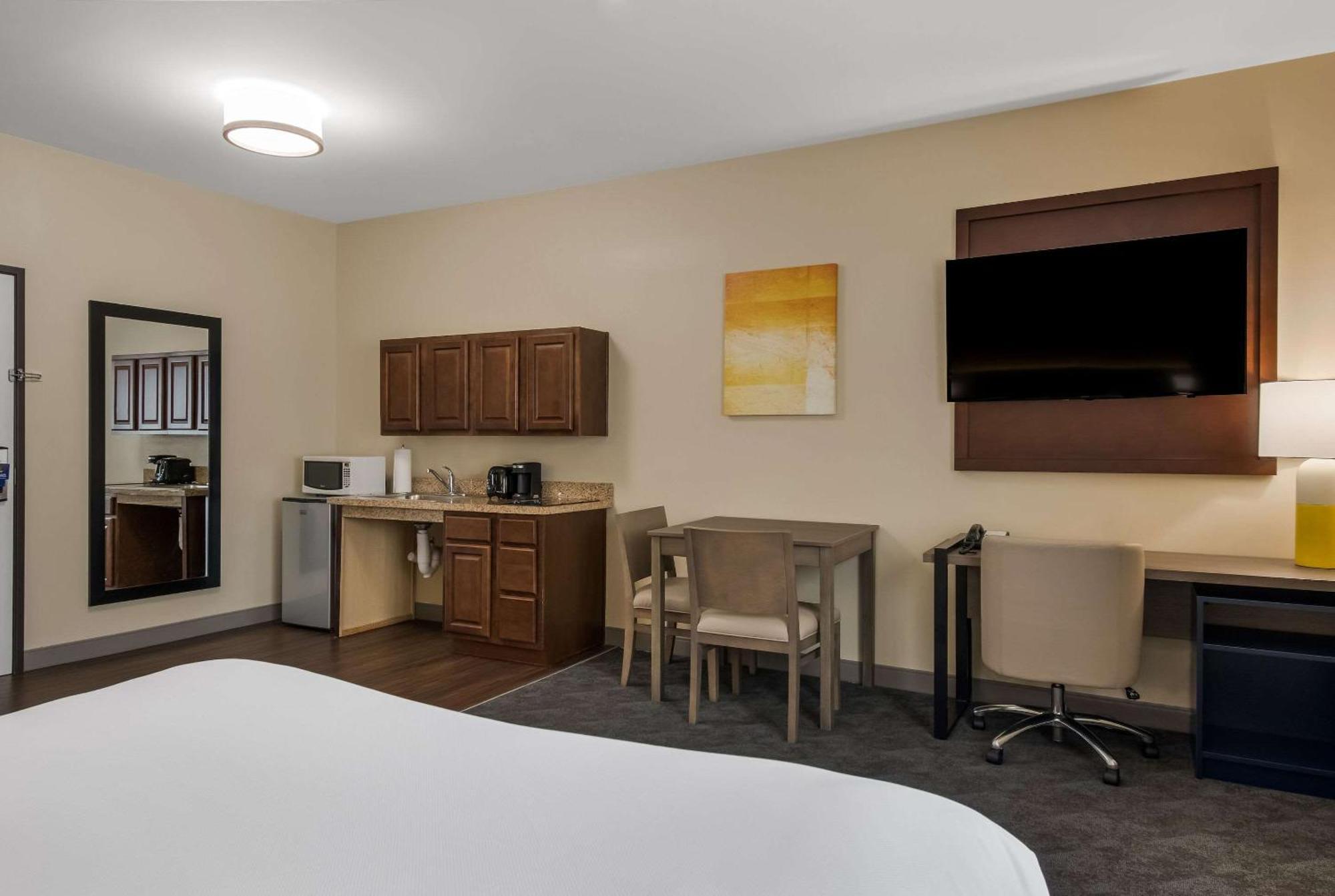 Comfort Inn & Suites Barnesville - Frackville Экстерьер фото